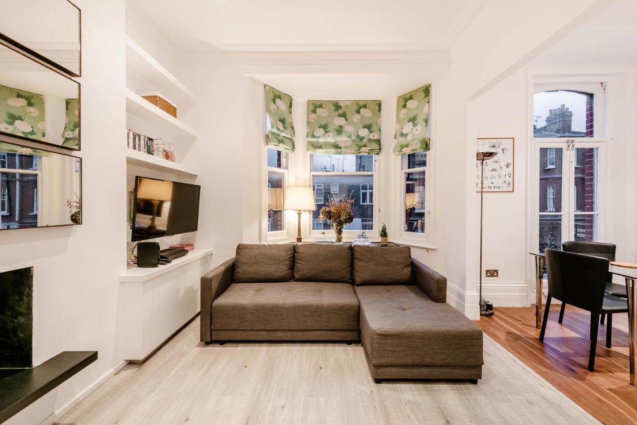 לונדון Lovely 2 Bedroom Flat In The Heart Of Chelsea מראה חיצוני תמונה