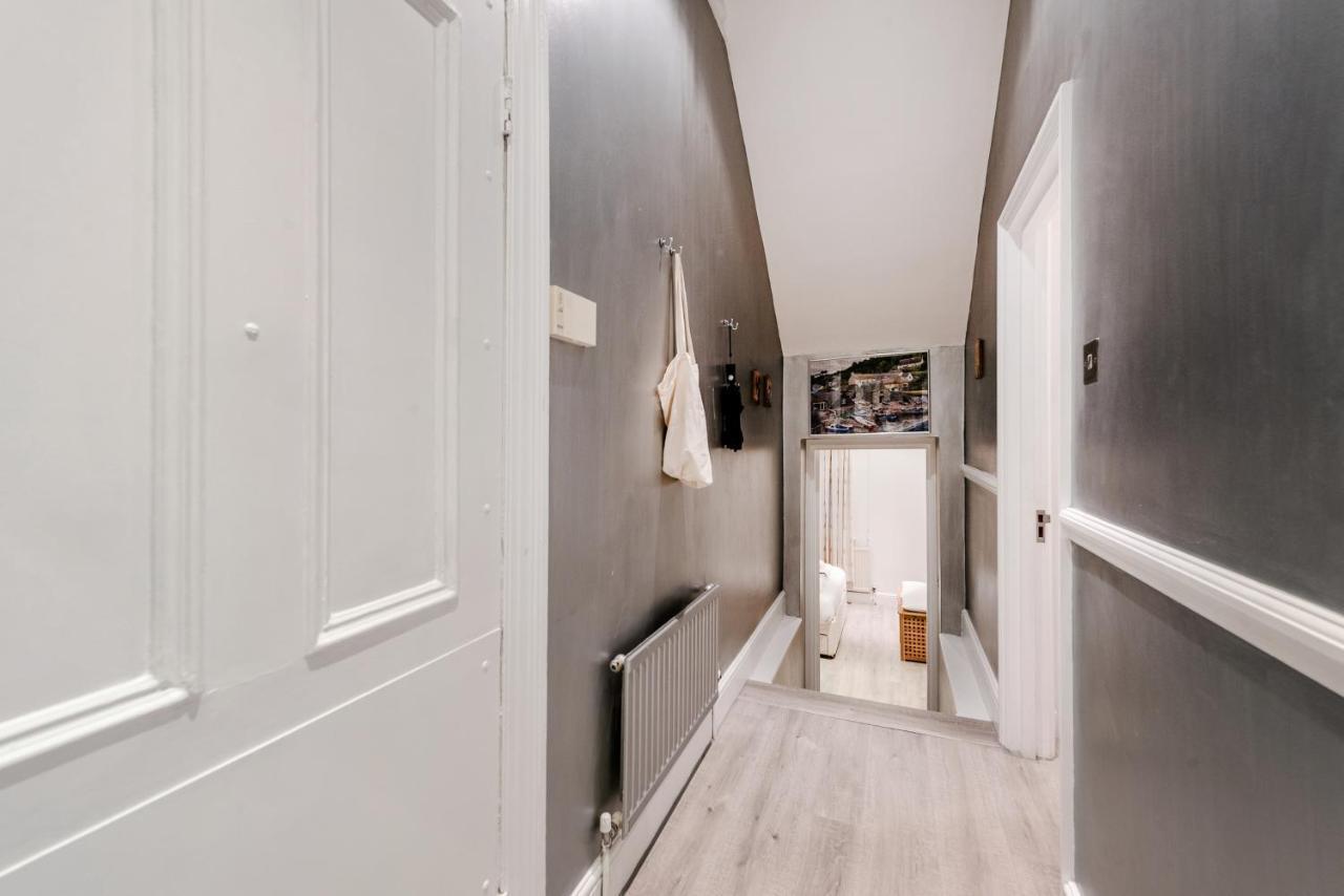 לונדון Lovely 2 Bedroom Flat In The Heart Of Chelsea מראה חיצוני תמונה