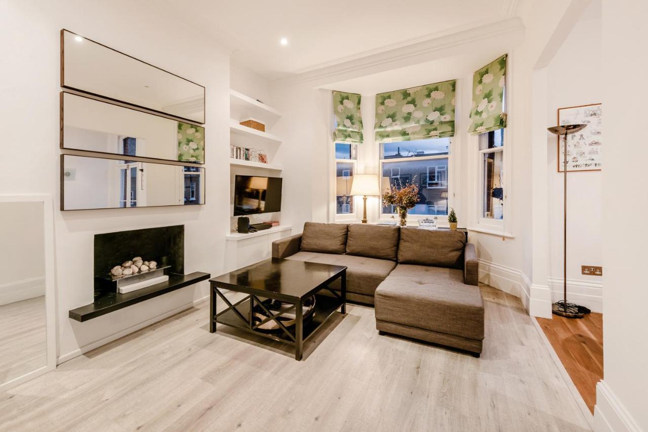 לונדון Lovely 2 Bedroom Flat In The Heart Of Chelsea מראה חיצוני תמונה